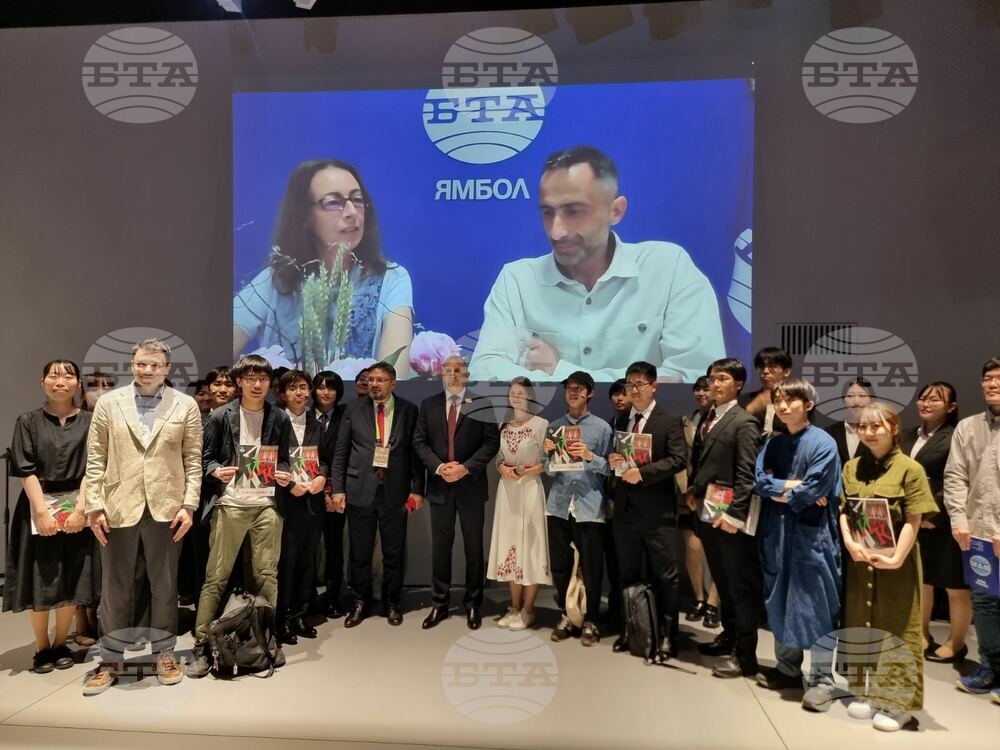 BTA’s National Press Club in Yambol – presenting LIK’s April issue