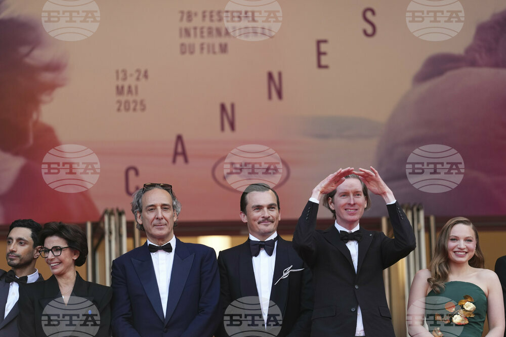 France Cannes 2025 The Phoenician Scheme Red Carpet