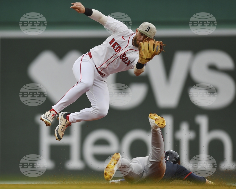 Braves Red Sox Baseball
