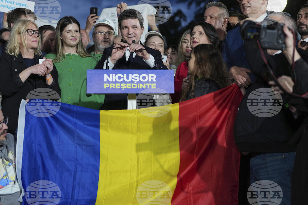 Проевропейски кандидат спечели ключови президентски избори в Румъния, смятани за избор между Изтока и Запада