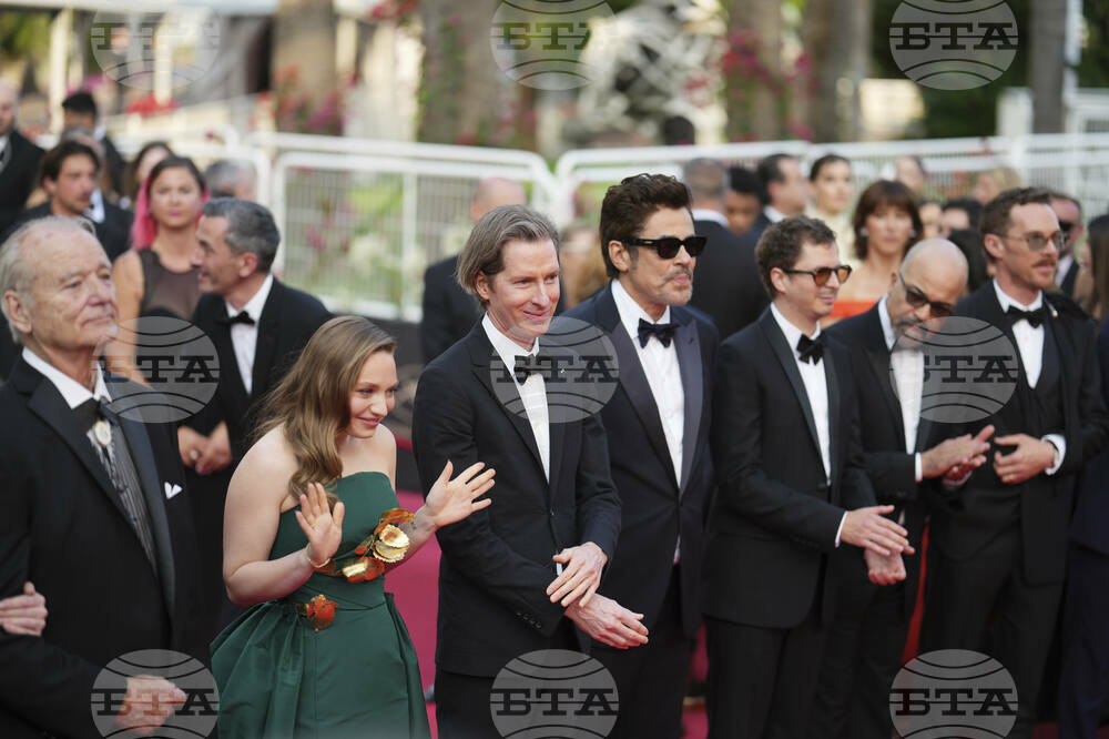 France Cannes 2025 The Phoenician Scheme Red Carpet