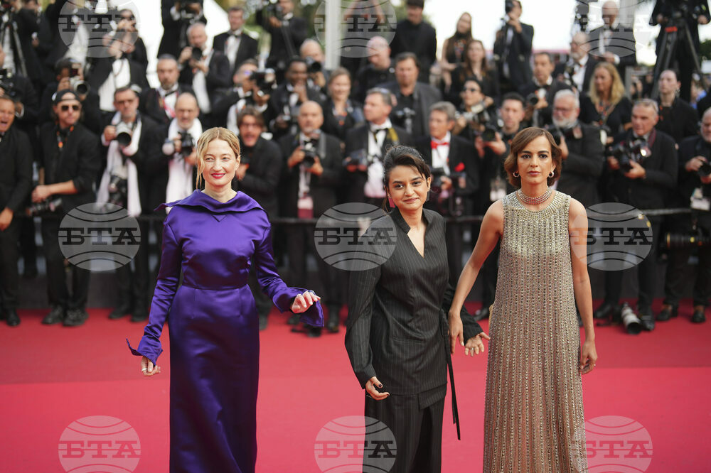 France Cannes 2025 The Phoenician Scheme Red Carpet