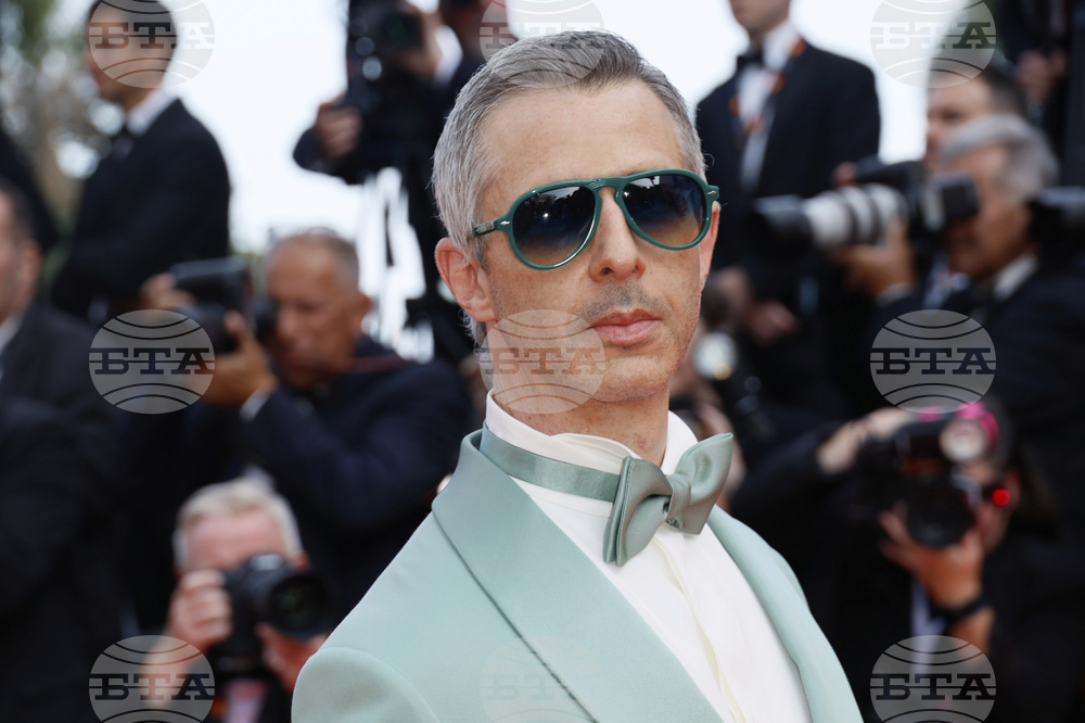 France Cannes 2025 The Phoenician Scheme Red Carpet