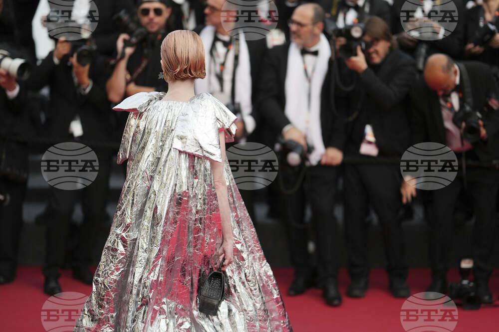 France Cannes 2025 The Phoenician Scheme Red Carpet