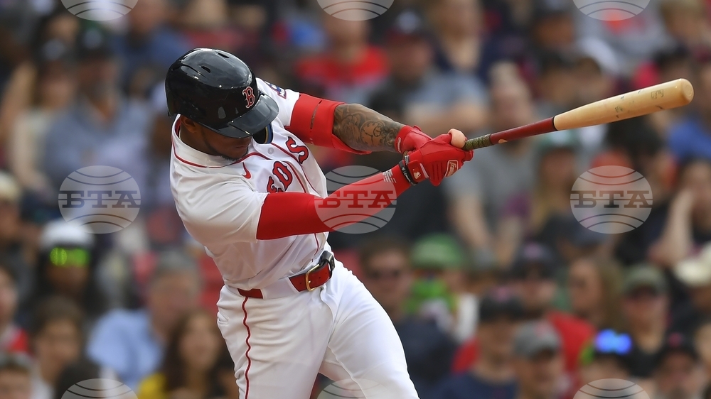 Braves Red Sox Baseball