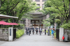 Япония - Румен Радев - принцеса Такамадо - Университет "Васеда" - изложба