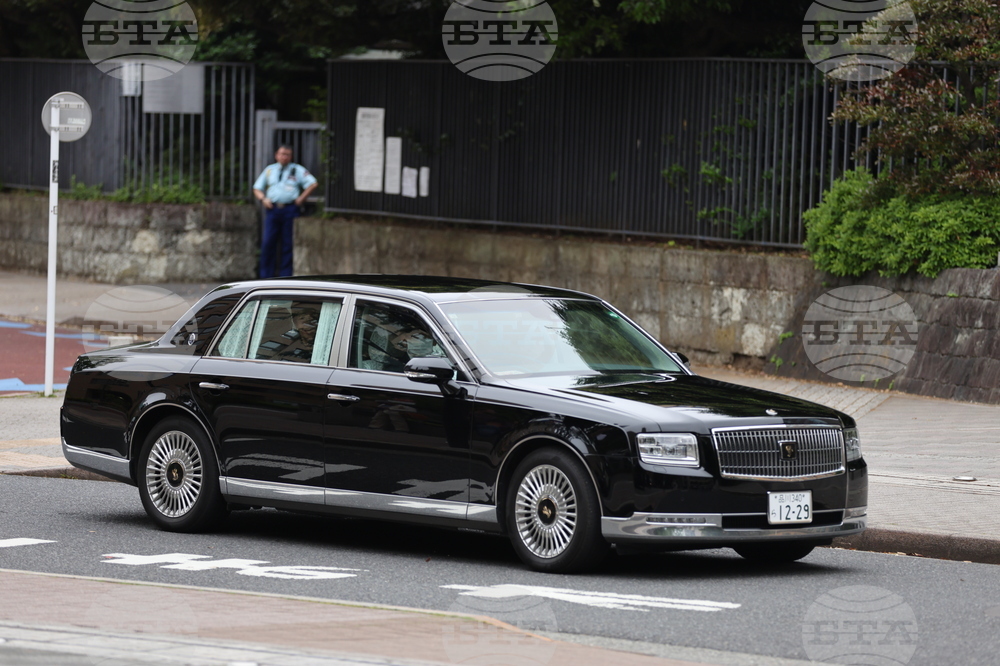 Япония - Румен Радев - принцеса Такамадо - Университет "Васеда" - изложба
