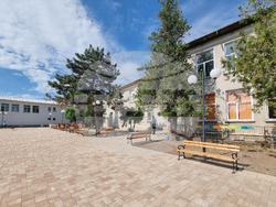 Село Вълчитрън - Обединено училище "Никола Йонков Вапцаров" - годишнина