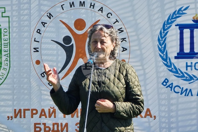 Легендарната треньорка по художествена гимнастика Нешка Робева празнува 80-годишен юбилей