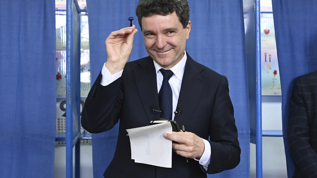 Who Will Take Over as Bucharest Mayor after Dan Resigns