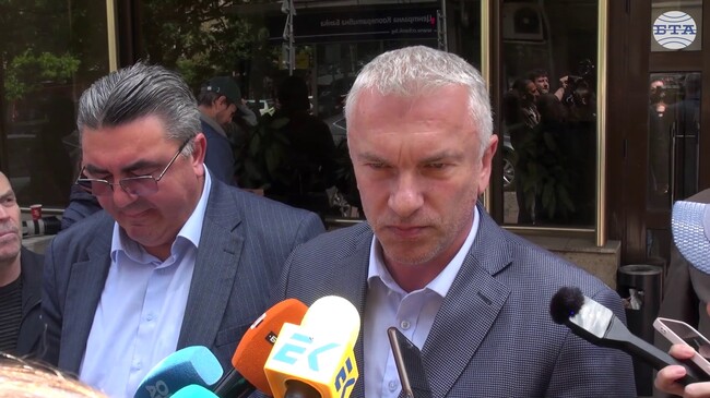 Запечатаха централата на ДПС – Централен съвет на булевард "Александър Стамболийски"