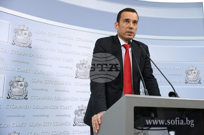 Създадоха си кризата, решиха си я, заяви кметът на София Васил Терзиев по повод казуса с градския транспорт