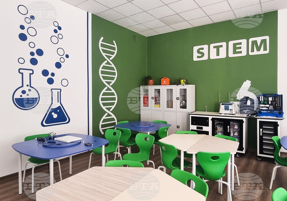 В област Плевен има над 400 свободните места за осмокласници за четвърти етап на класиране