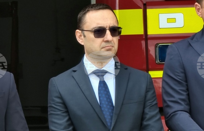 За сезона на пожарите ще сме готови с поставянето на контейнерите за зареждане на хеликоптерите, каза директорът на ГДПБЗН