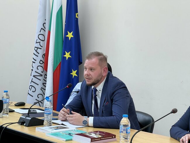 Зам.-министър Петър Младенов: Младежката работа, гражданското участие и превенцията на зависимости са сред ключовите приоритети в националните програми за младежта