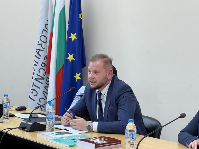 Зам.-министър Петър Младенов: Младежката работа, гражданското участие и превенцията на зависимости са сред ключовите приоритети в националните програми за младежта