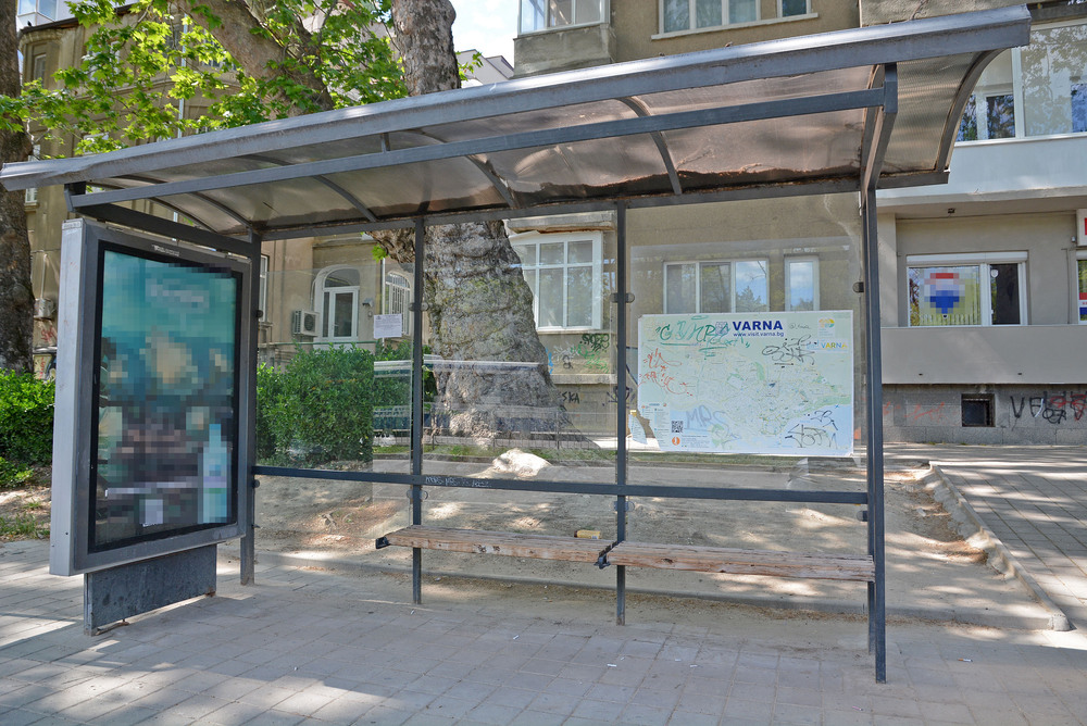Община Варна: 30 спиркозаслона в централната градска част на Варна вече са ремонтирани