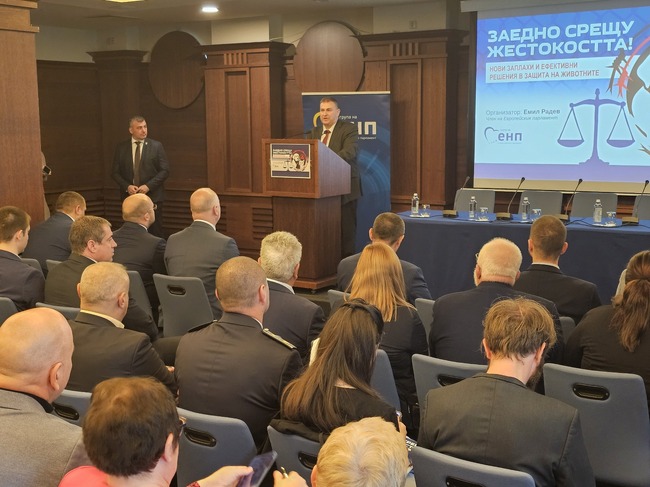 ПП “ГЕРБ”: След въпрос на Емил Радев ЕК потвърди ангажимента си в защита на животните