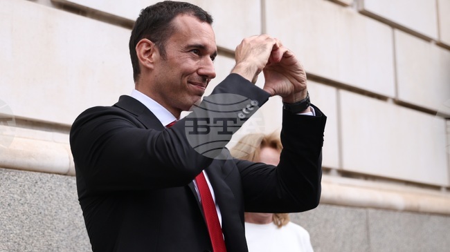 Бъдете хората, които водят към по - добро, каза столичният кмет Васил Терзиев по повод Деня на народните будители