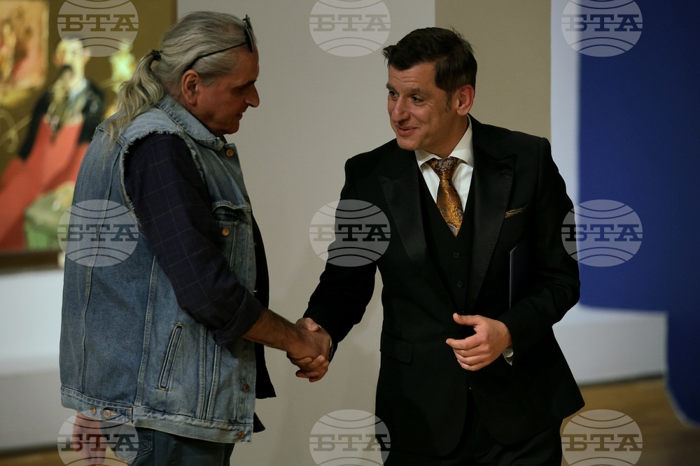 „13 века България“ - роман на годината - награда