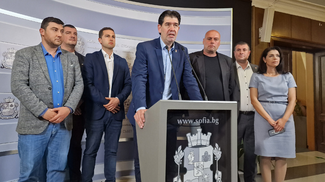 Sofia Municipal Council Greenlight Pay Rise by BGN 300 for Public Transport Workers, Pave Way to Lifting Blockade