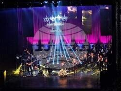 Концерт на Лили Иванова в Народния театър, снимка – Даниел Димитров/БТА