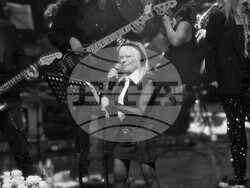 Концерт на Лили Иванова в Народния театър, снимка – Даниел Димитров/БТА