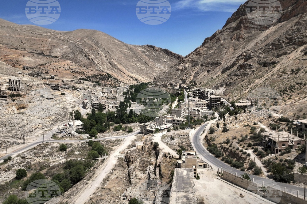 Американската армия обяви, че е нанесла удари по "Ислямска държава" в цяла Сирия