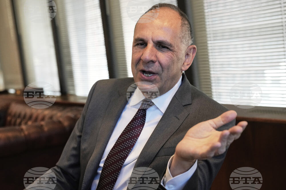 Гърция възобновява разговорите с Либия за делимитацията на морските зони