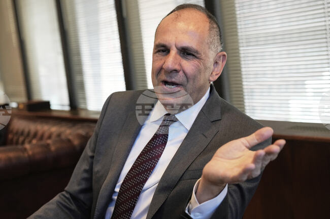 Гърция възобновява разговорите с Либия за делимитацията на морските зони