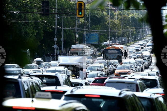 Служителите на "Столичен автотранспорт" ще изпълняват служебните си задължения на 26 юни, съобщиха от дружеството 