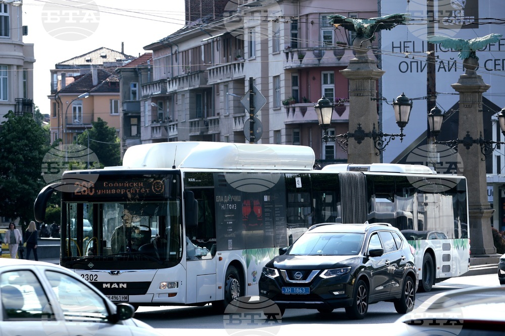 Stolichen Avtotransport CEO Defends Bus Procurement Following Councillors' Criticism