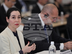 Япония - Румен Радев - JETRO - икономически семинар