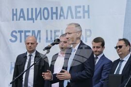 Национален STEM център - строеж