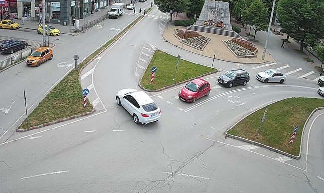 Община Шумен въвежда временна организация на движение във връзка честванията на 24 май и абитуриентските балове