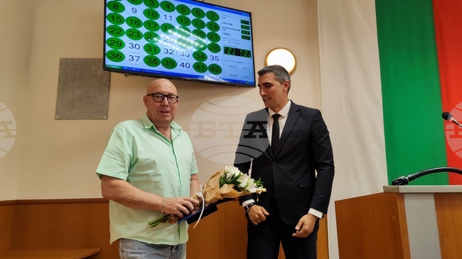 Община Пазарджик присъди "Почетен знак за заслуги" на седем личности с принос за развитието на града и общината