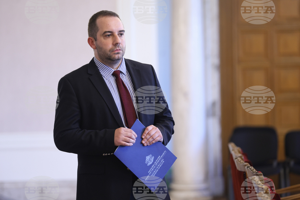 Народно събрание - Временна комисия за разпределението на наркотични вещества - заседание