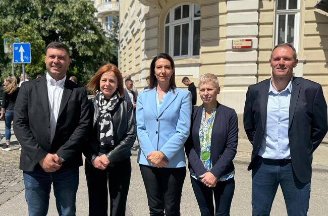 Йорданка Фандъкова подкрепи кандидатите за кметове на Искър, Слатина и с. Мрамор