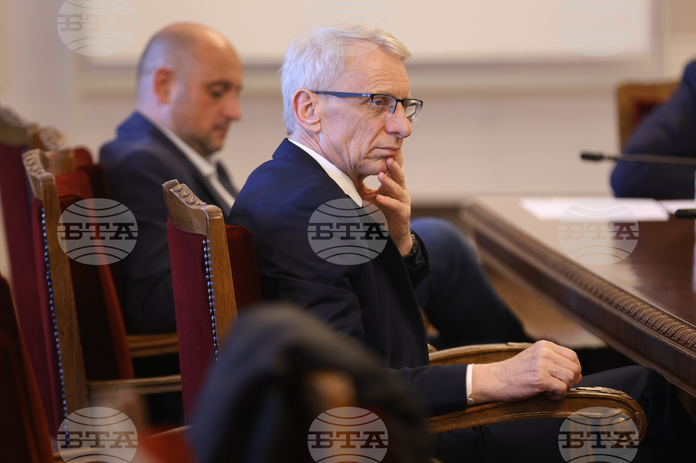 Народно събрание - Временна комисия за разпределението на наркотични вещества - заседание