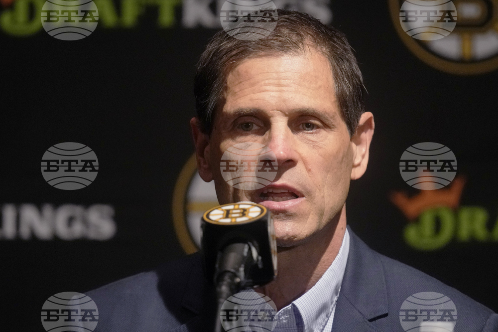Bruins Sweeney Hockey