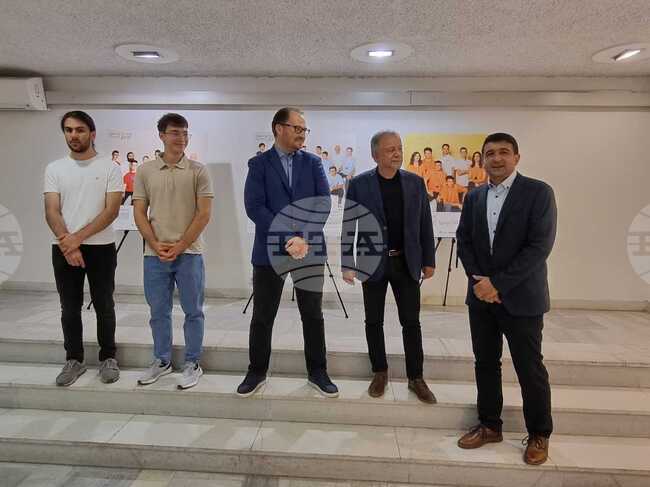 Пътуващата експозиция „Фантастичните умове“ беше открита във Велико Търново 