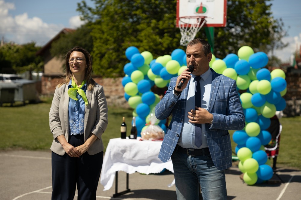 Започна изграждането на физкултурен салон във Второ основно училище „Васил Левски“ в Костинброд 