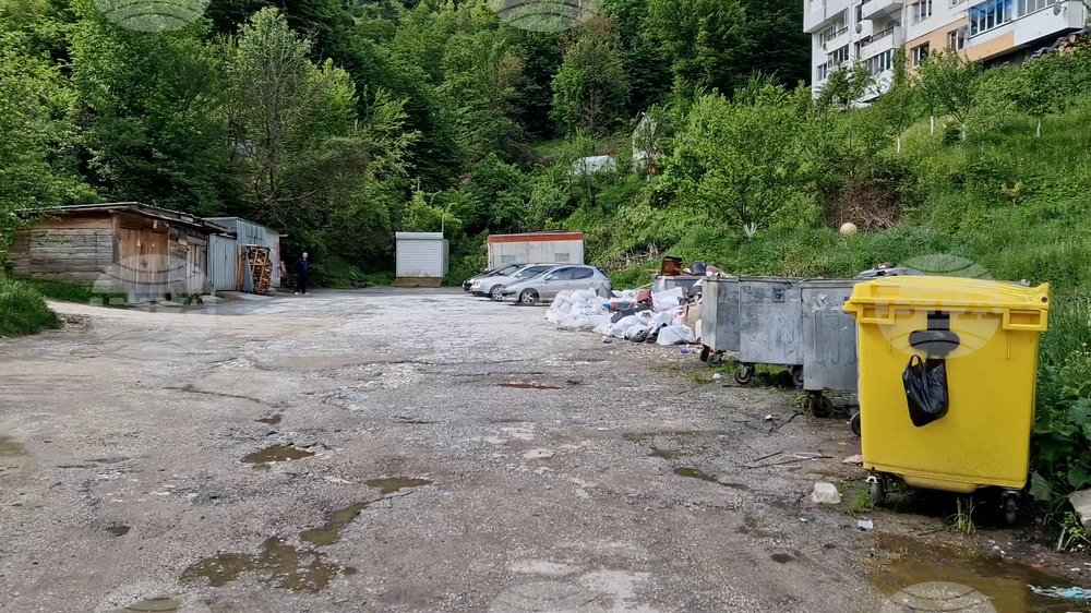 Смолян - дупки - Петровица