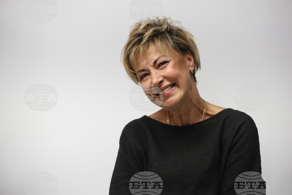 Радина Червенова - роман - представяне