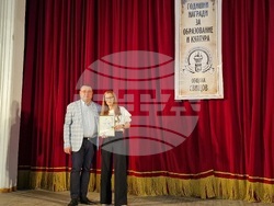 Свищов - годишни награди за образование и култура - награждаване