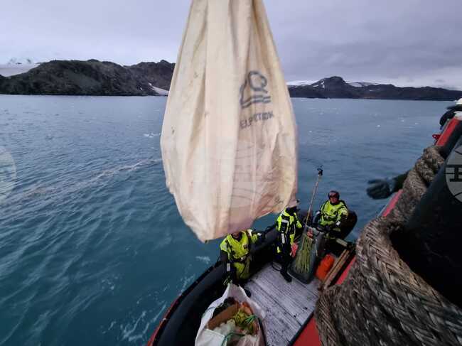 Bulgarian naval research vessel arrives in Antarctica - Day 49: First Group of RSV 421 Crew Members Set Foot on Livingston Island