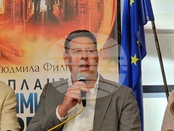 Людмила Филипова представи новия си роман „Планът „Елиминирай Европа“