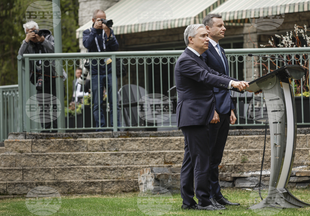 G7 Summit Finance