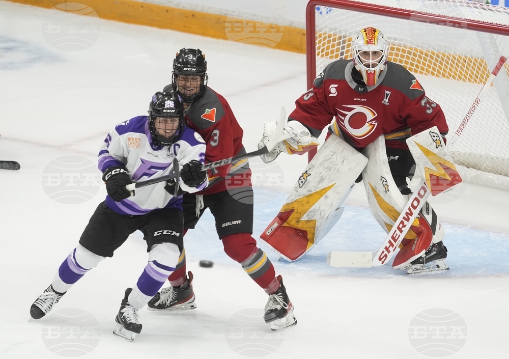 PWHL Frost Charge Hockey