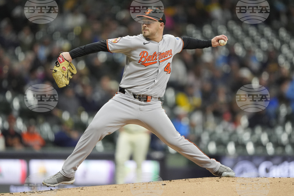 Orioles Brewers Baseball